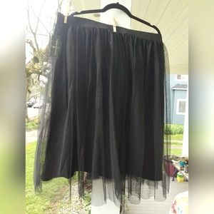 Worthington Women Knee Length Tulle Skirt